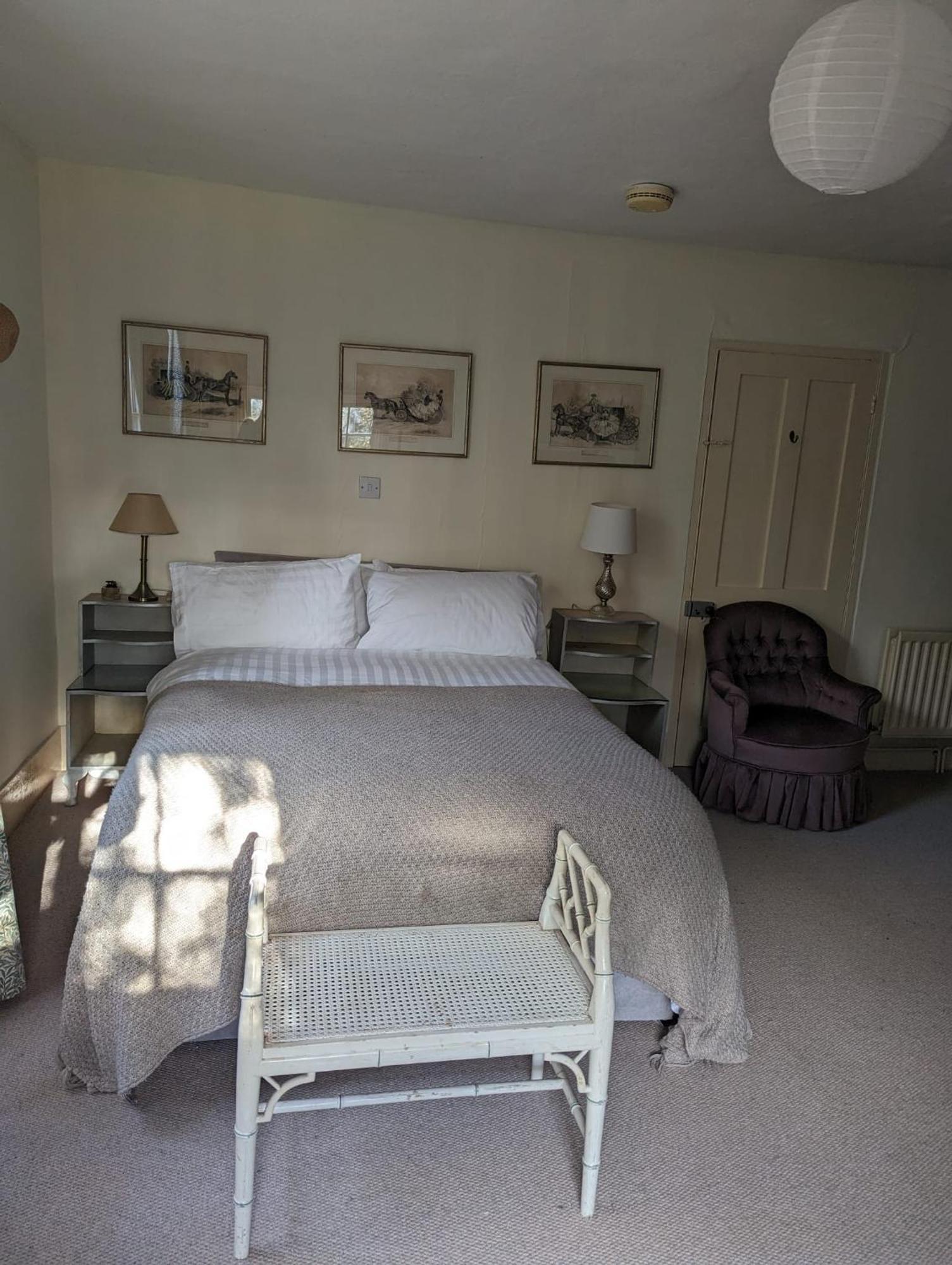 Old Manor House Bed & Breakfast เชพเพอร์ตัน ภายนอก รูปภาพ